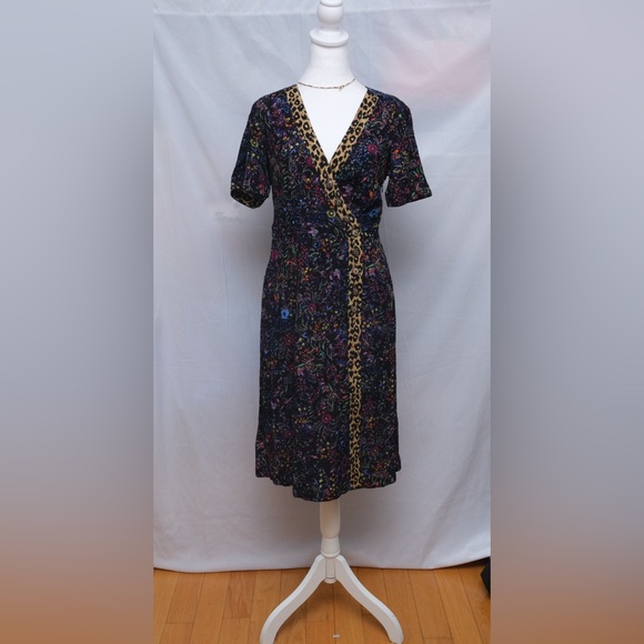 Anthropologie Maeve Morgan black floral leopard print button dress. Size 6 - Picture 3 of 7